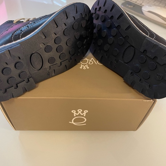 BNWT Kid’s Dress Shoes - Picture 5 of 7